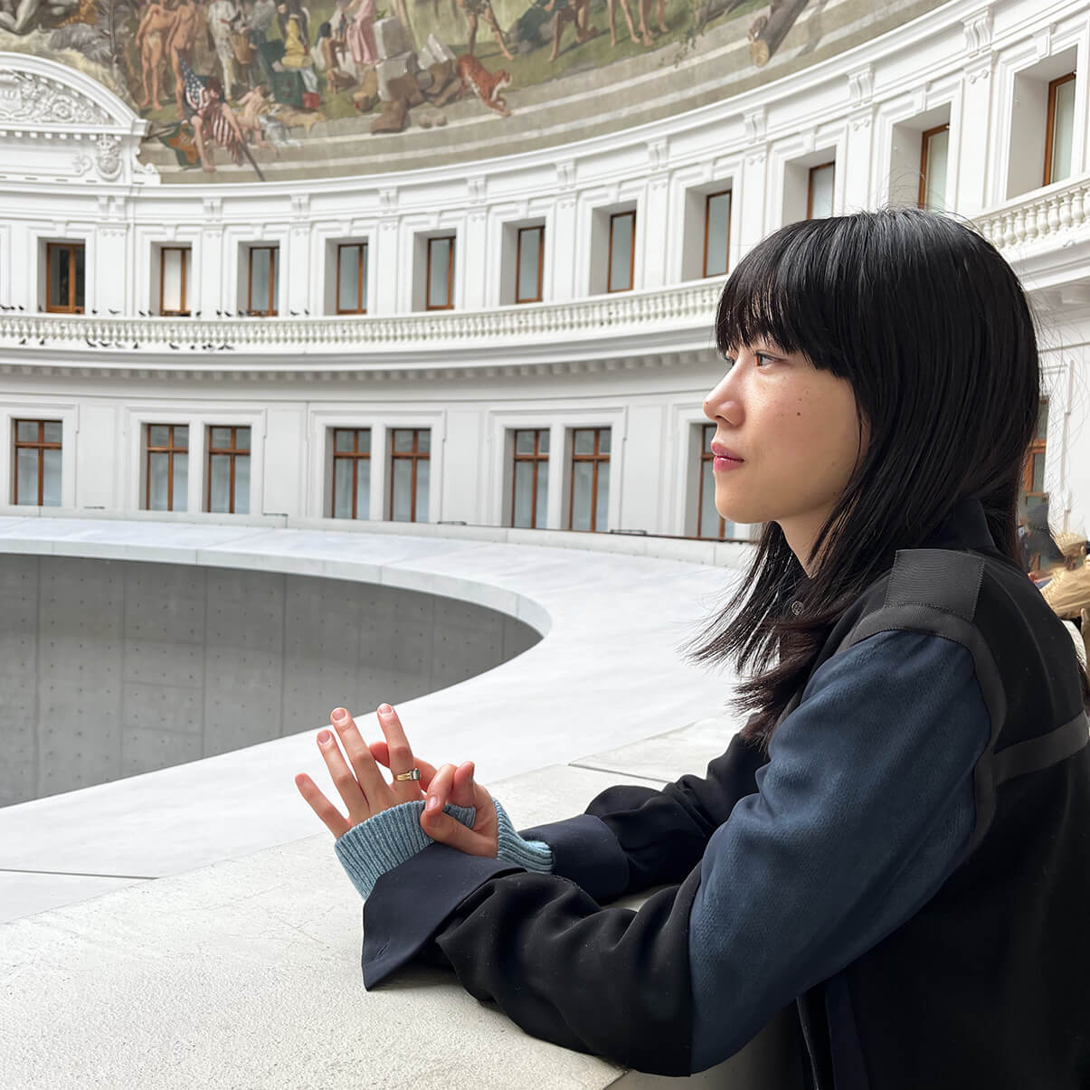 安藤忠雄が手がけたパリの現代美術館「ブルス・ド・コメルス」天井画を見るShiori